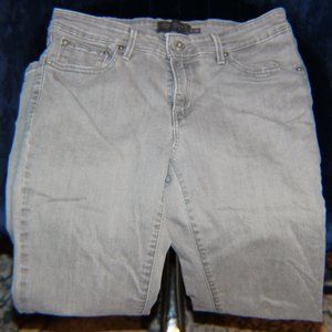 Grey Levi's Size 6